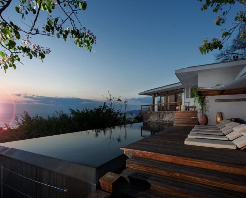 Puros Dieces luxury vacation rental Tamarindo