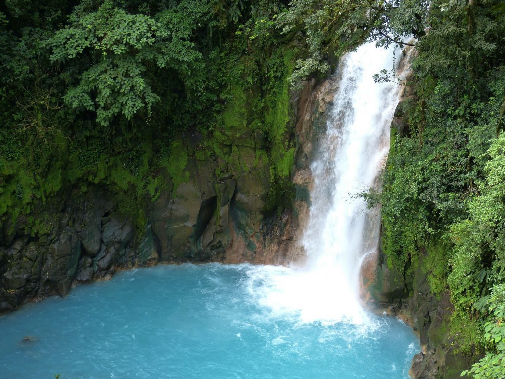 Tamarindo day trip to Rio Celeste