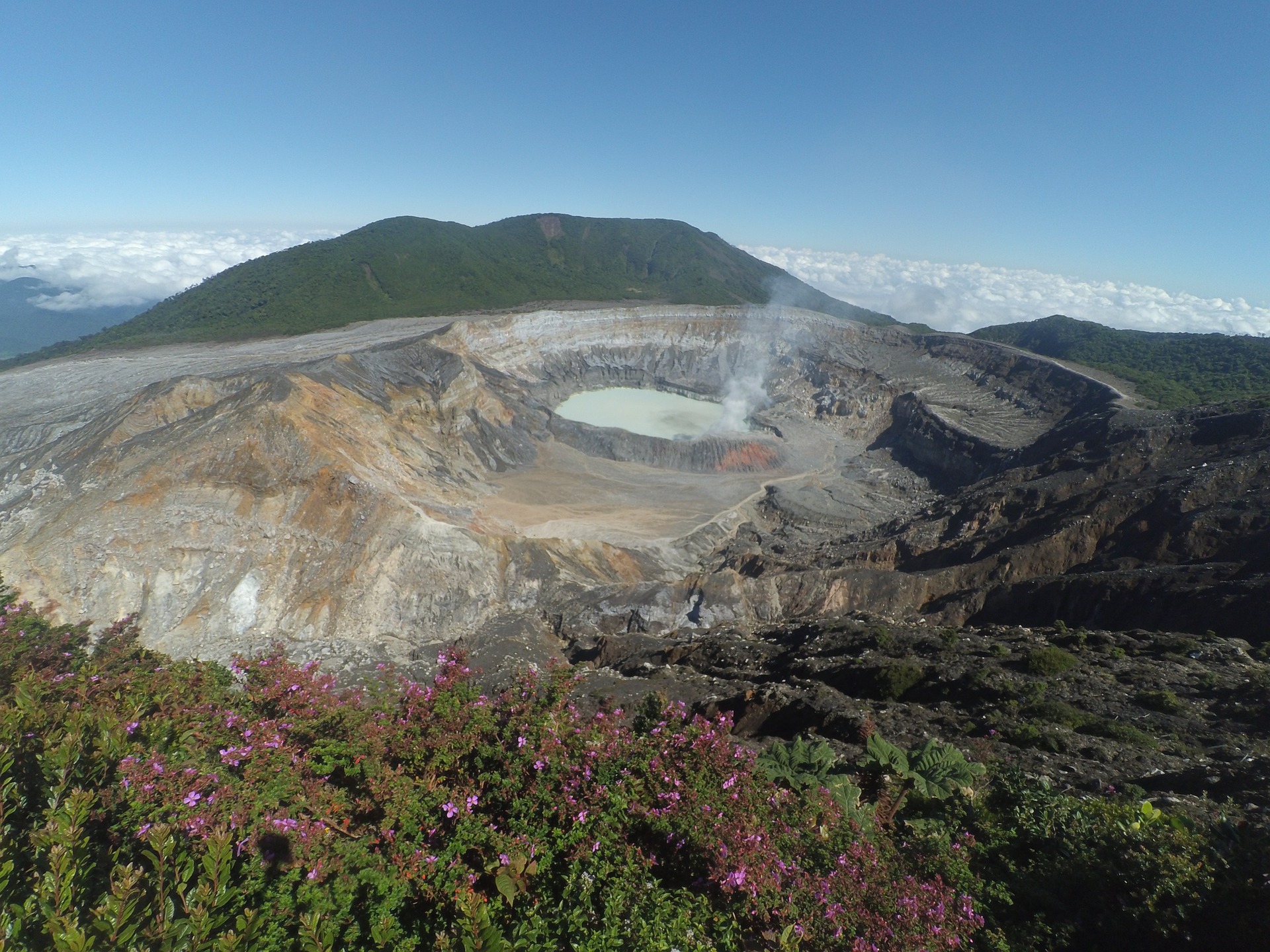 Pops Volcano in Costa Rica